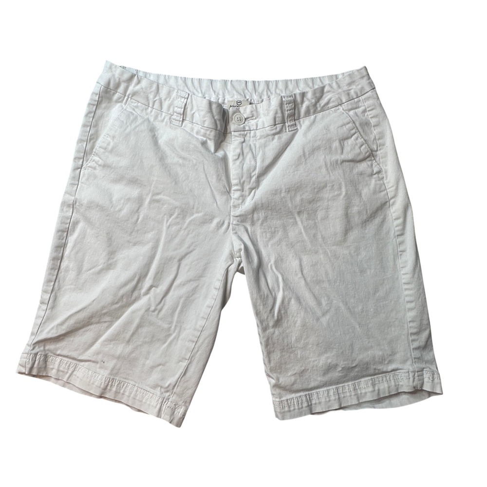 Magellan Outdoors Shorts Women 12 White Chino Happy Camper Stretch Hiking Casual